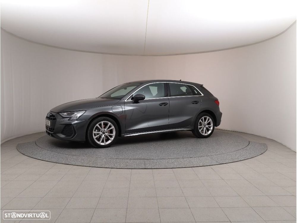 Audi A3 Sportback - 2