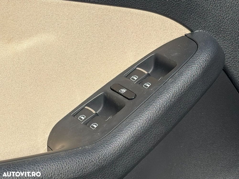 Volkswagen Jetta - 13