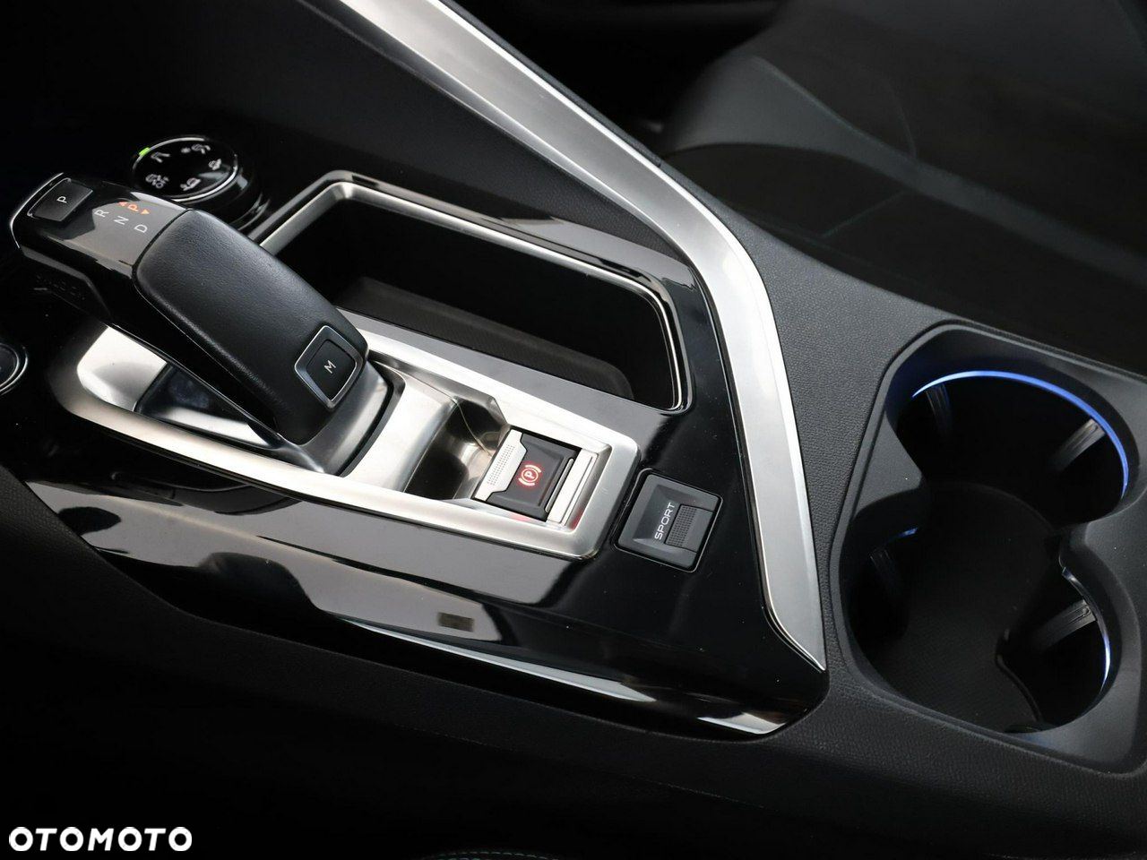 Peugeot 3008 1.2 PureTech Crossway S&S EAT6 - 31