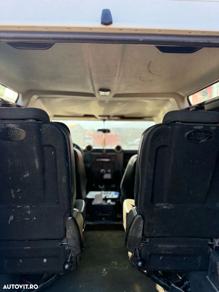 Land Rover Defender 90 2.4I S/W SE - 8