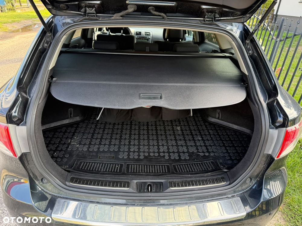 Toyota Avensis 2.0 D-4D Sol plus - 4
