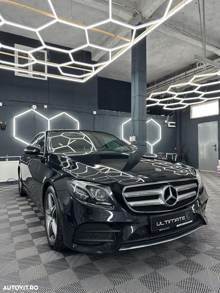Mercedes-Benz E 220 d 4MATIC 9G-TRONIC AMG Line - 2
