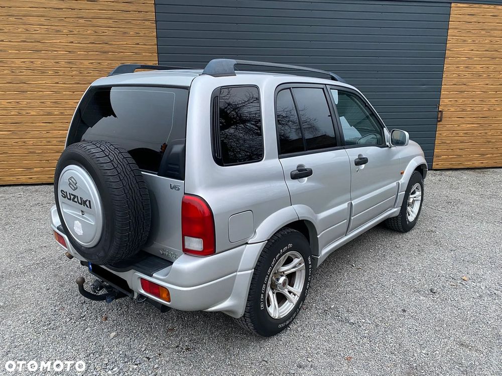 Suzuki Grand Vitara - 10