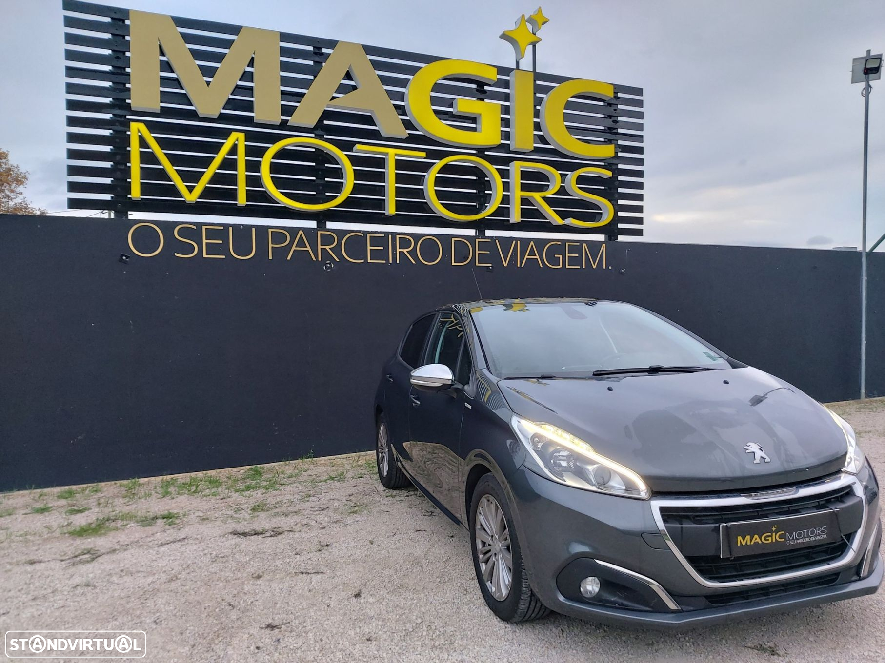 Peugeot 208 - 2