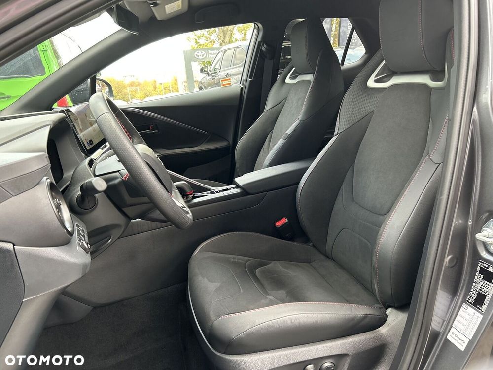 Toyota C-HR 2.0 PHEV Dynamic Force GR Sport - 10