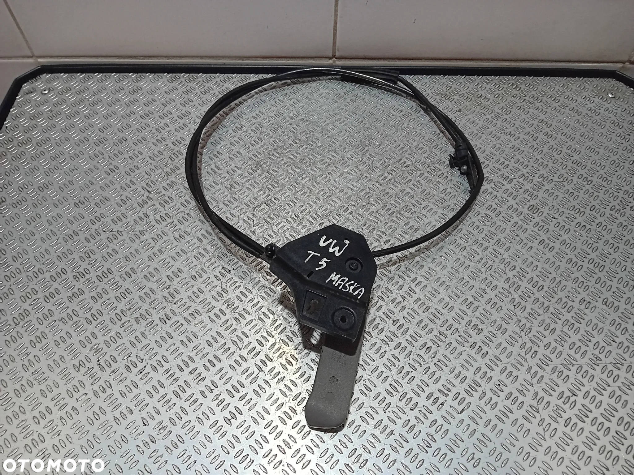 linka otwierania maski przód z rączką VW T5 2008 7H1823530A - 3