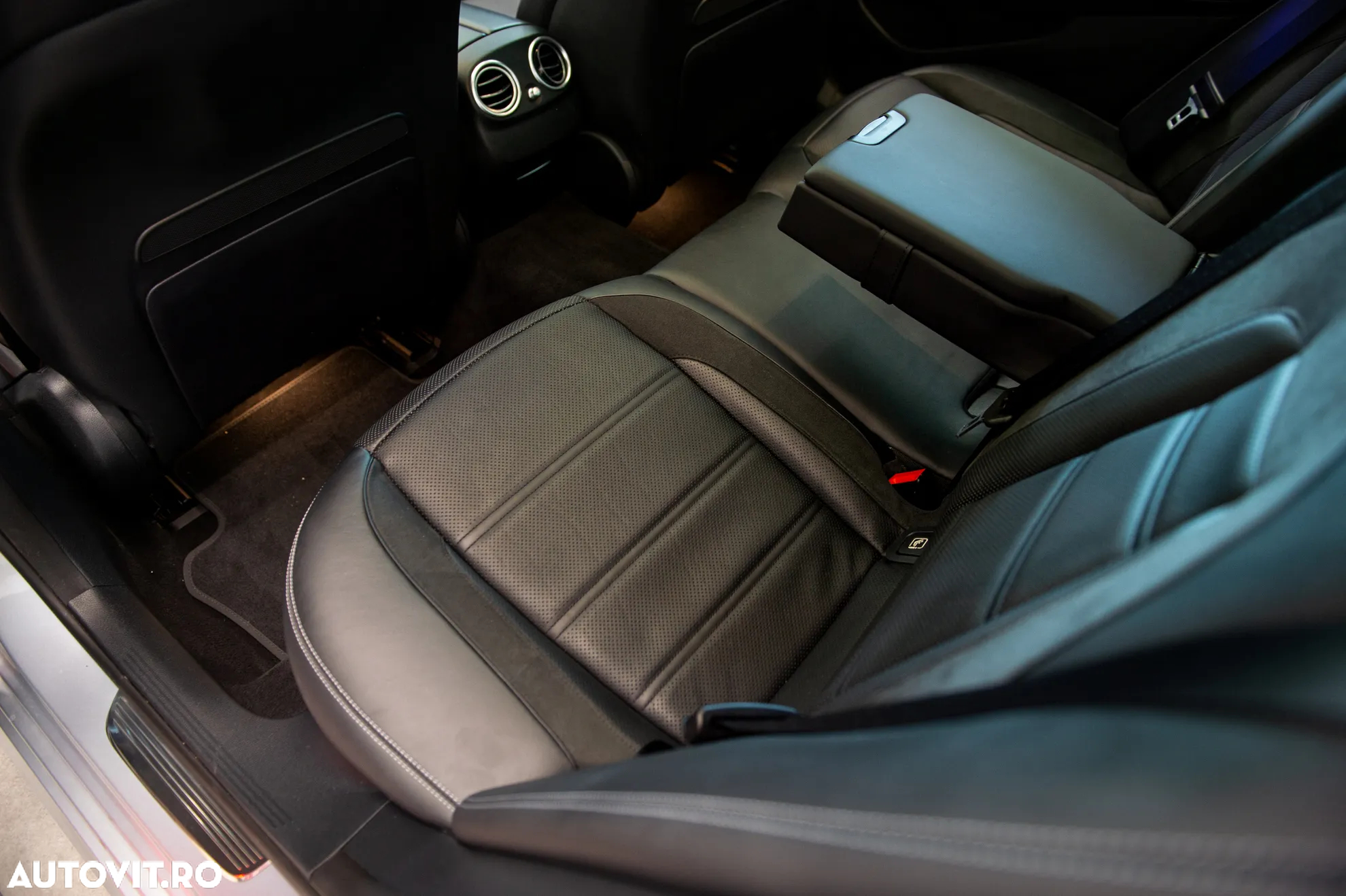 Mercedes-Benz E AMG 53 MHEV 4MATIC Aut. - 36