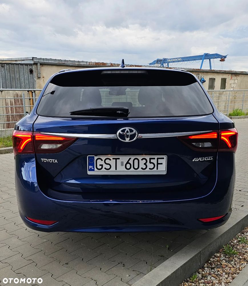 Toyota Avensis 1.8 Multidrive S Executive - 4