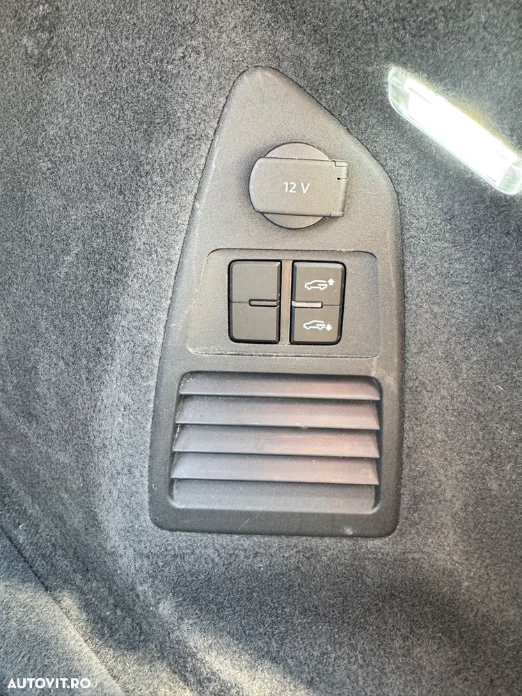 Volkswagen Touareg V6 TDI R-Style - 22