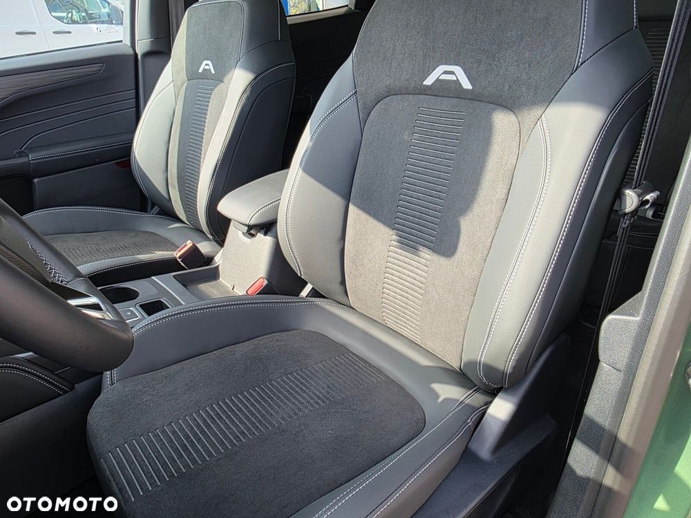 Ford Kuga - 18