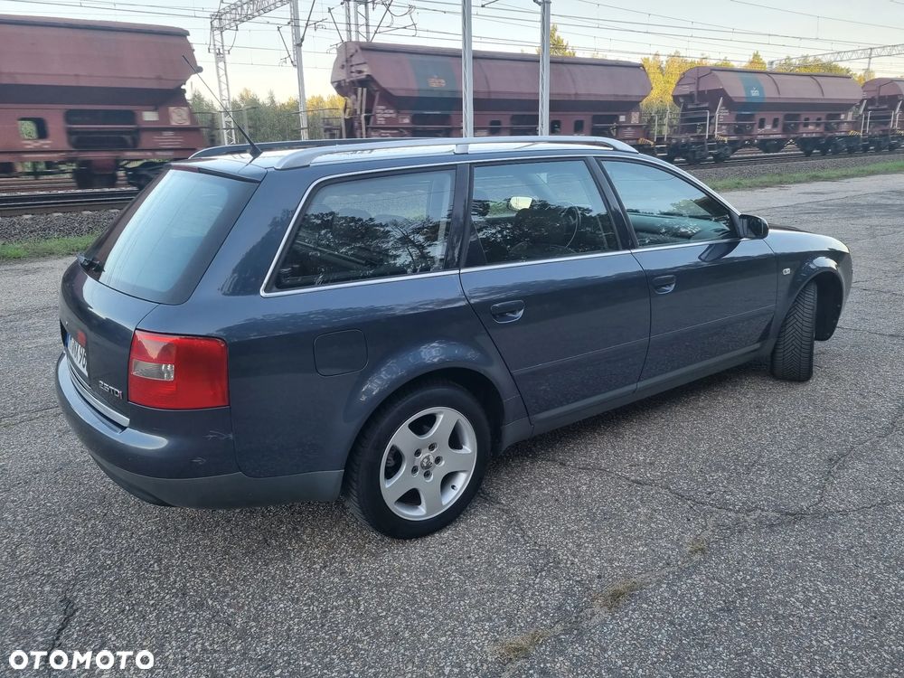 Audi A6 Avant - 15