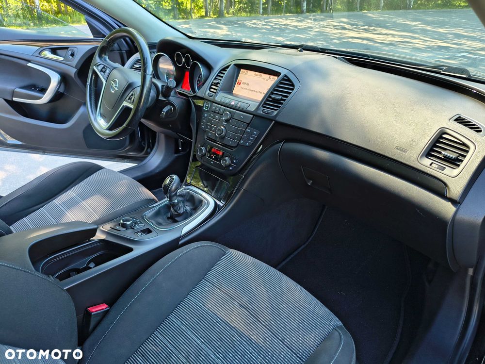 Opel Insignia - 8