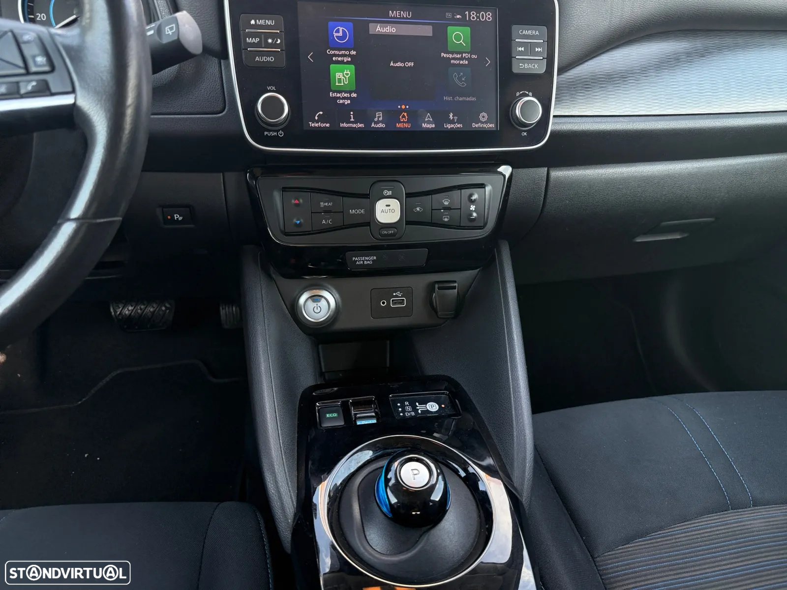 Nissan Leaf N-Connecta - 12
