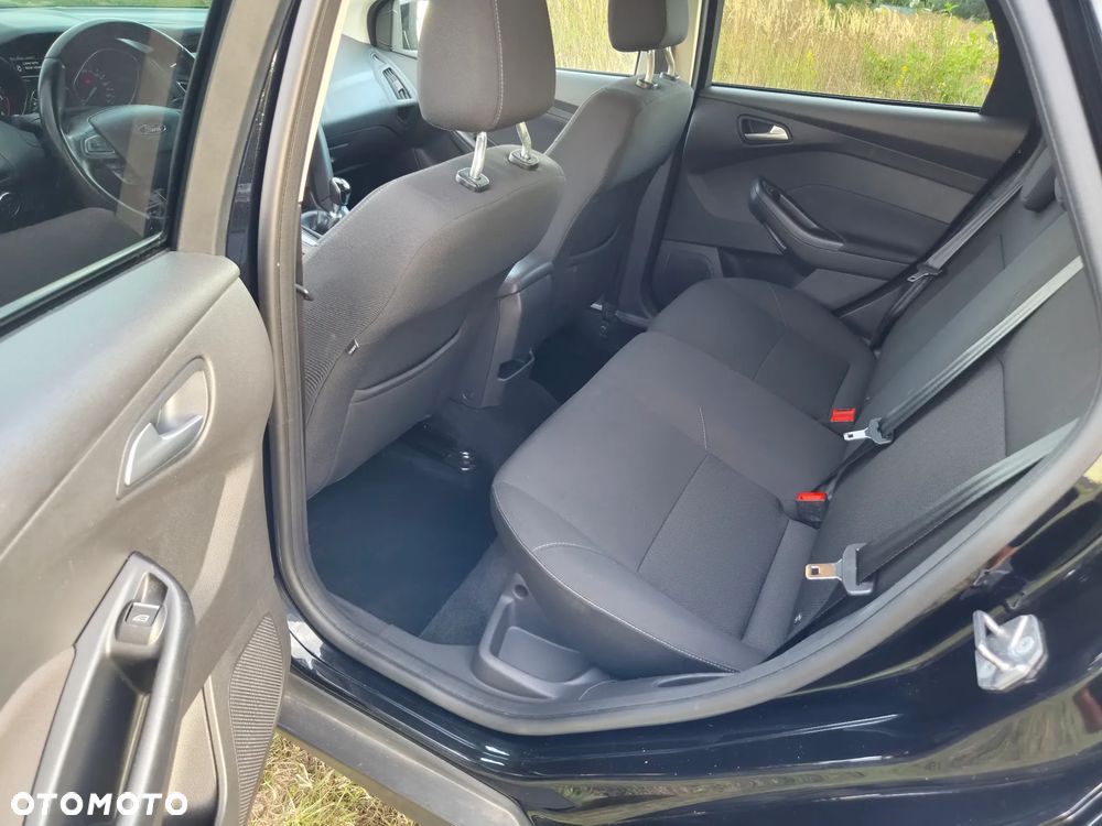 Ford Focus 1.5 TDCi DPF Start-Stopp-System Business - 12