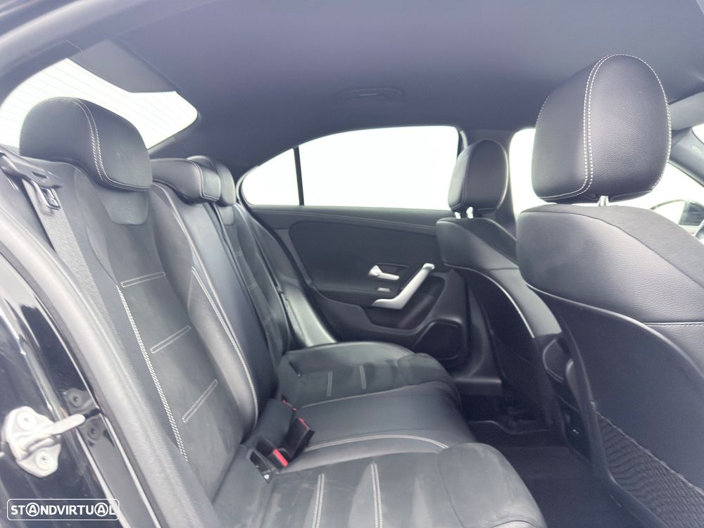 Mercedes-Benz A 250 Limousine e 8G-DCT AMG Line Advanced - 23