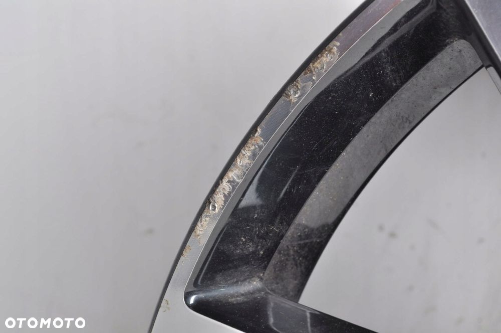 VOLVO XC60 II FELGA ALUMINIOWA 32271570 19 - 11