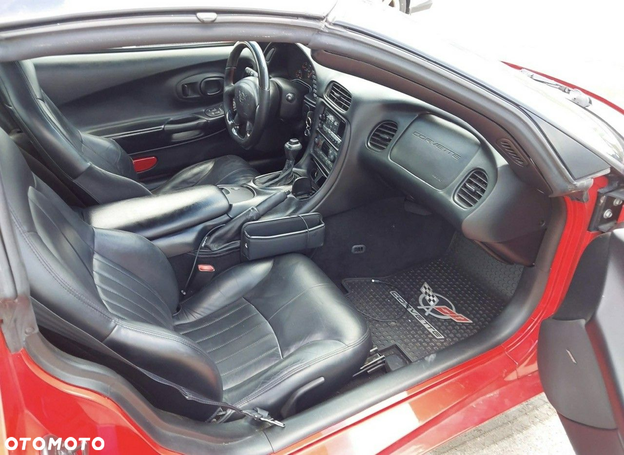 Chevrolet Corvette - 6
