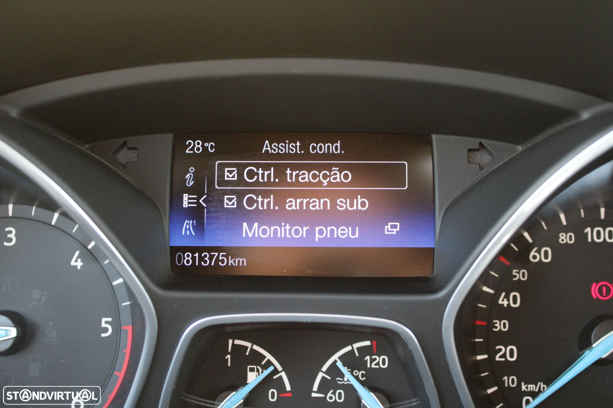 Ford Focus 1.5 TDCi ST-Line - 30