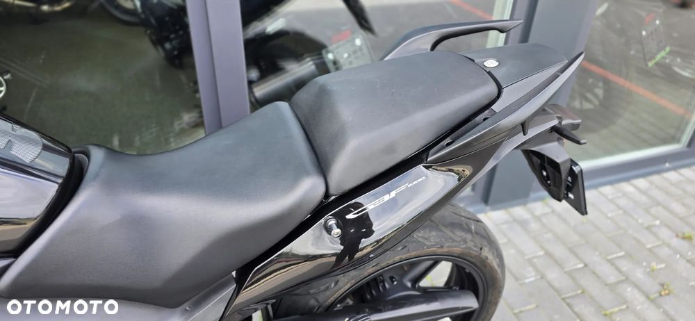 Honda CBF - 38