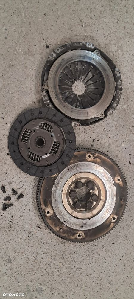 Sprzęgło Kompletne Fabia Ibiza Polo 9n 1.2b 03D105271 - 2