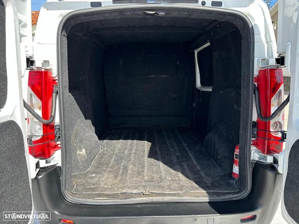 Peugeot Expert 2.0 HDi 3 Lugares - 7