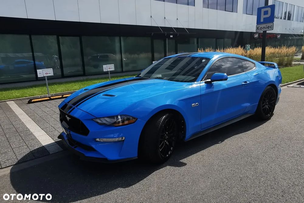 Ford Mustang - 22