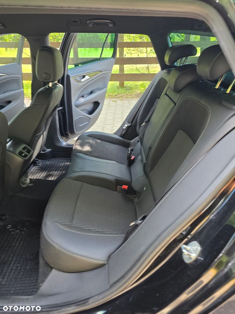 Opel Insignia 2.0 CDTI 4x4 GSi S&S - 26