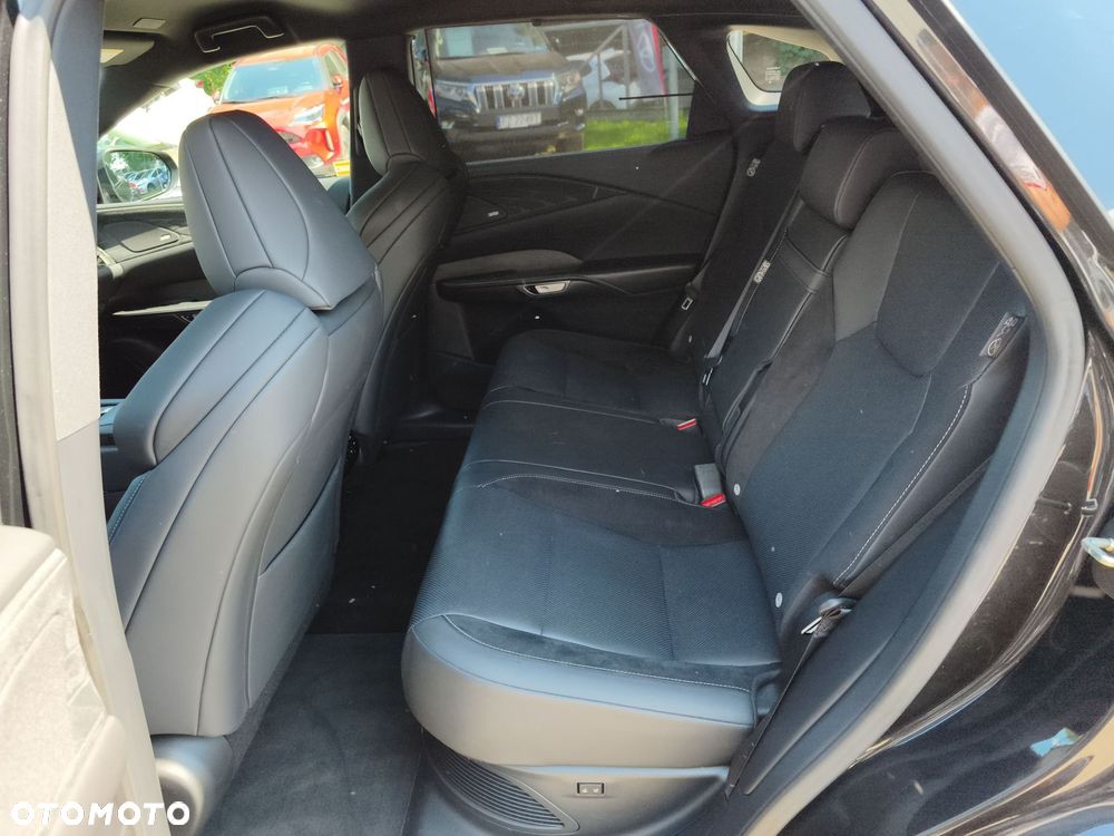 Lexus RX - 15