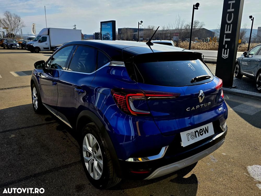 Renault Captur PHEV 160 Engineered - 12