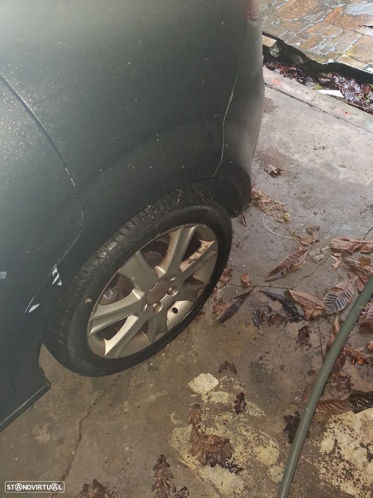 SEAT Leon 2.0 TDI Stylance DSG - 1