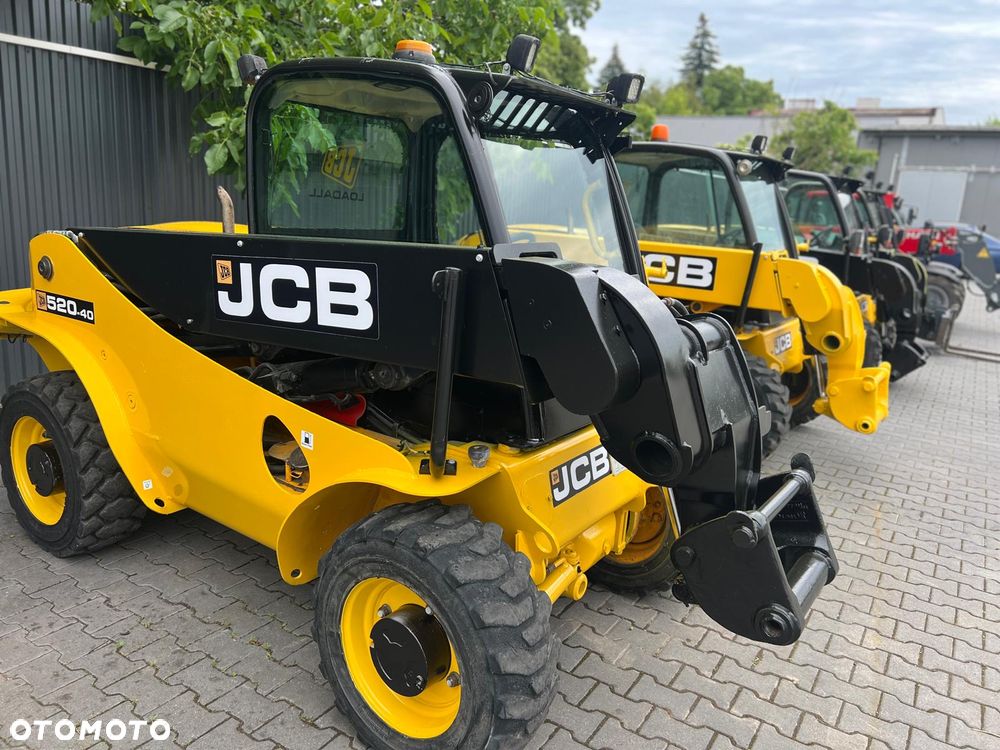 JCB 520-40 - 1