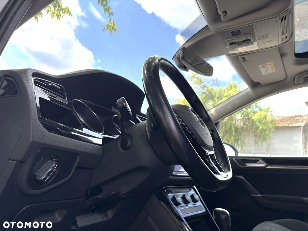 Volkswagen Touran 1.5 TSI EVO Highline DSG - 10