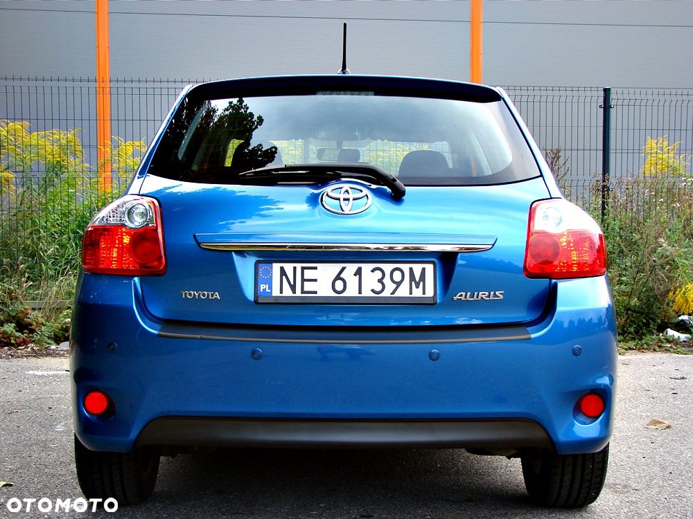 Toyota Auris 1.6 Sol - 14