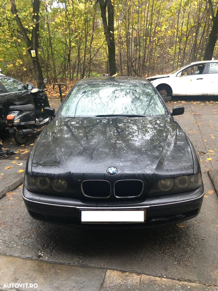Dezmembrez Bmw Seria 5 E39 sedan negru 520i 2000 - 9