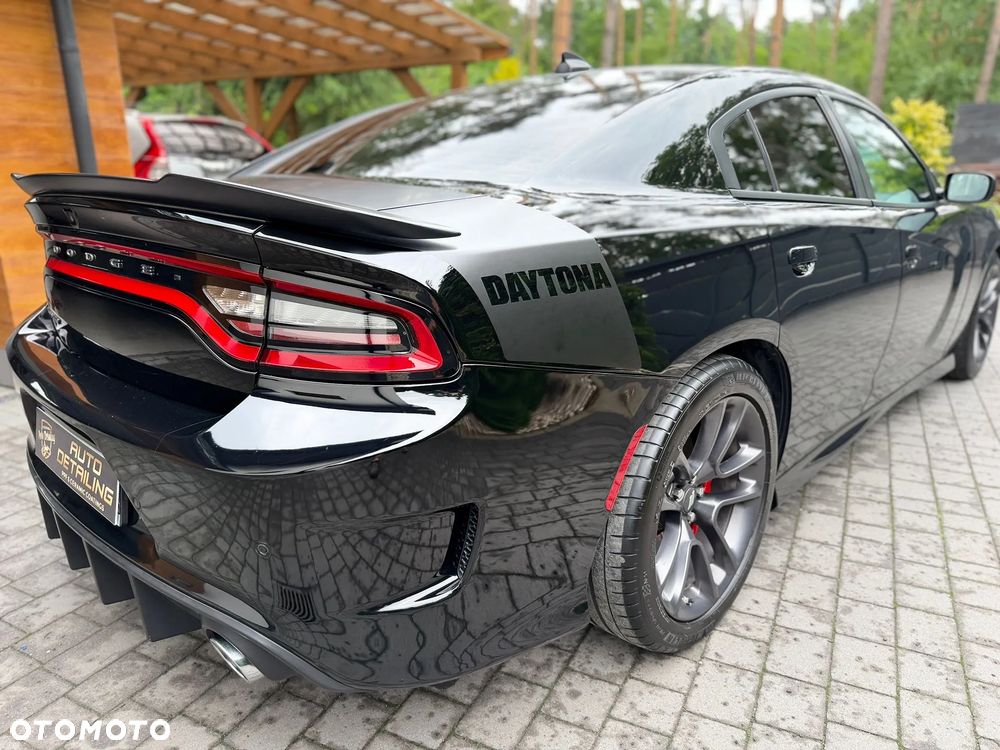 Dodge Charger 5.7 R/T Daytona - 2