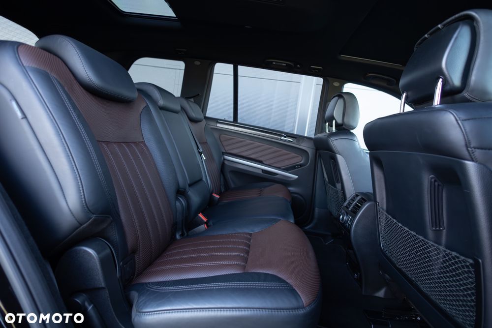 Mercedes-Benz GL 500 4Matic 7G-TRONIC Grand Edition - 31