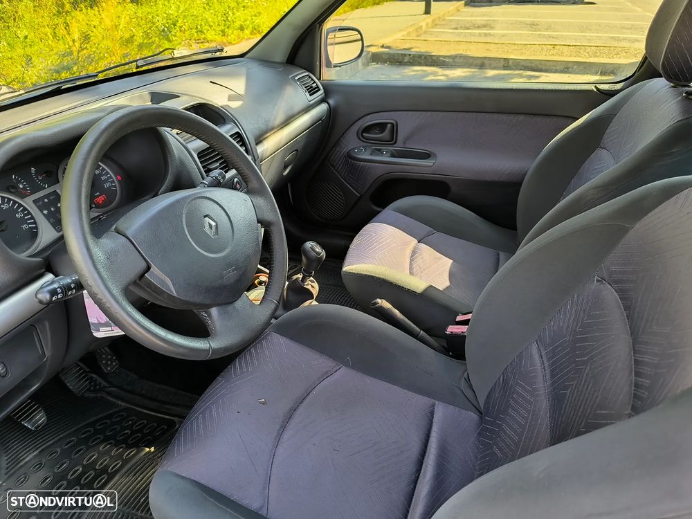 Renault Clio 1.2 16V Dynamique - 1