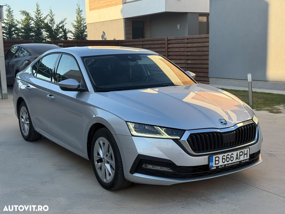 Skoda Octavia 2.0 TDI DSG Ambition - 6
