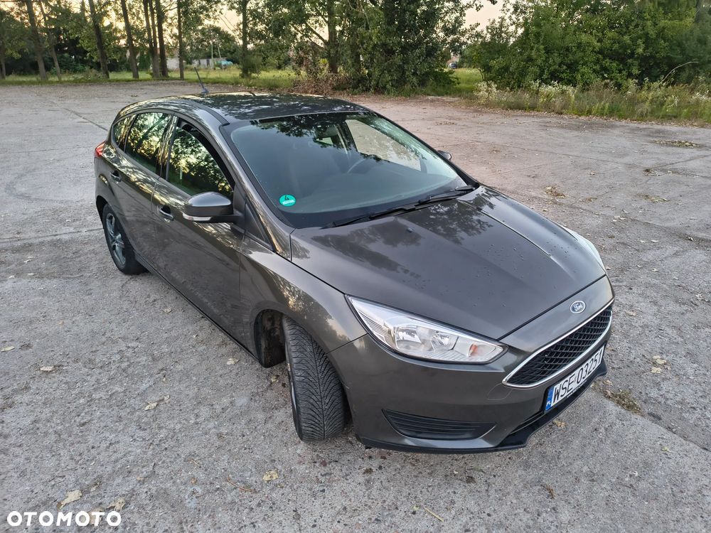 Ford Focus 1.6 Trend - 26