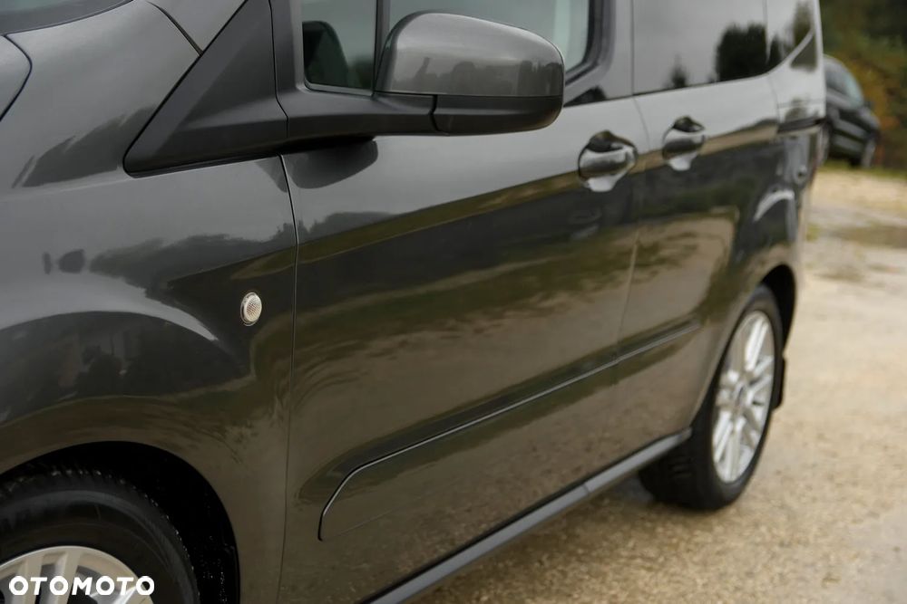 Ford Tourneo Courier 1.5 TDCi Titanium - 13