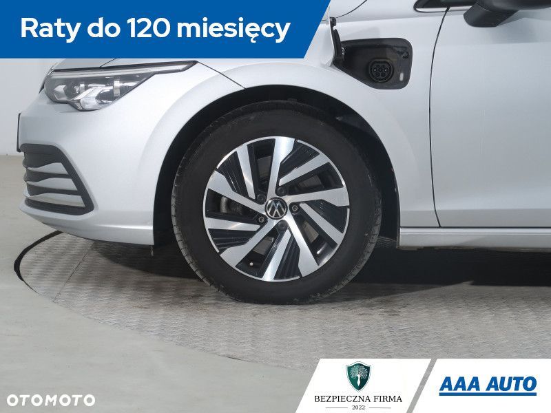 Volkswagen Golf - 15