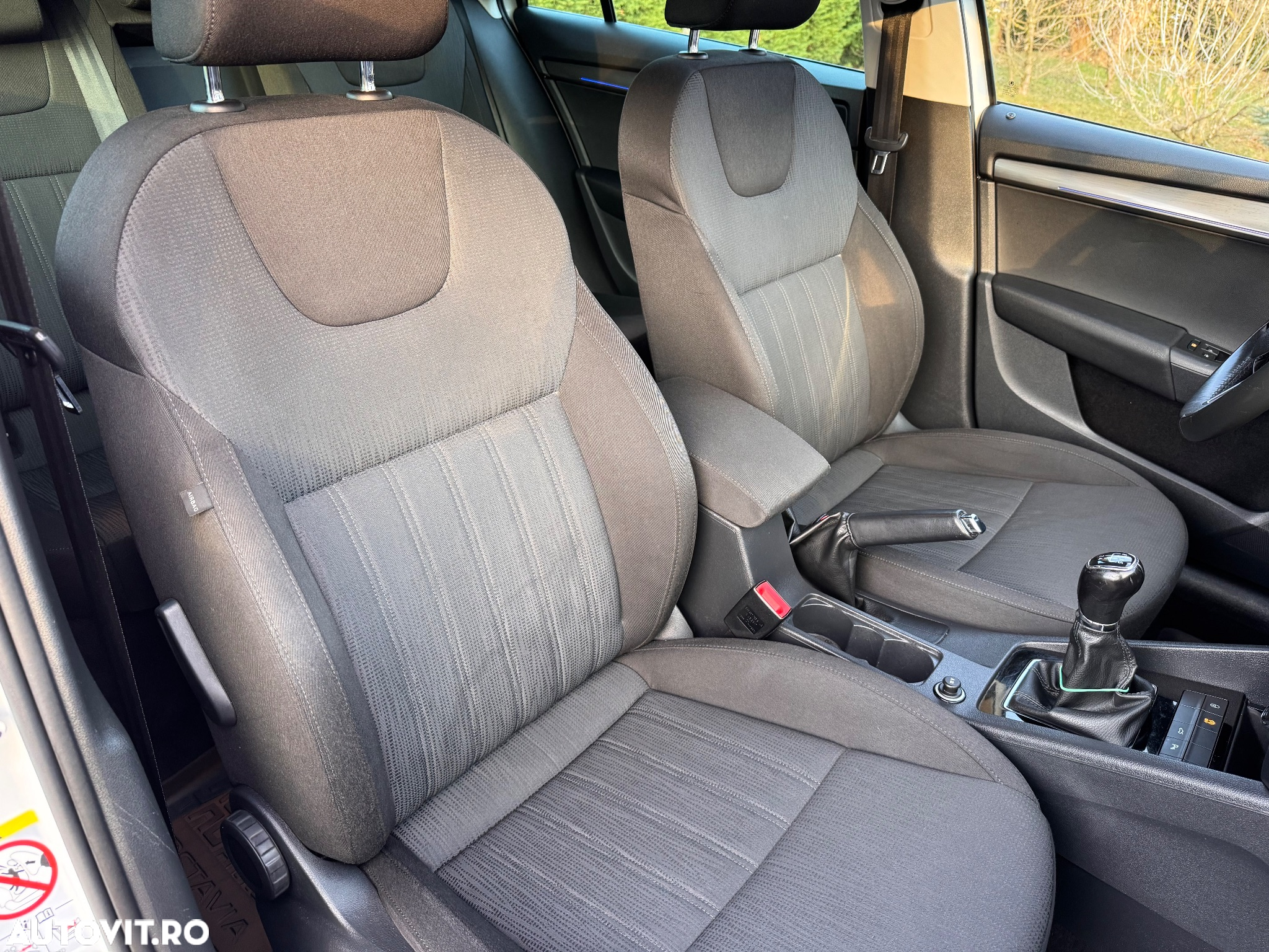 Skoda Octavia Combi Diesel 1.6 TDI Style - 34