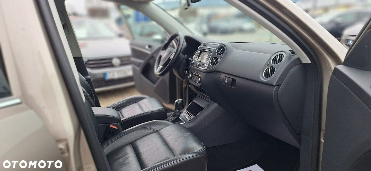 Volkswagen Tiguan - 12
