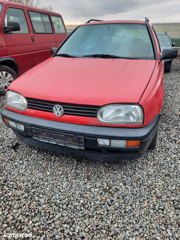 Dezmembrez VW Golf 3