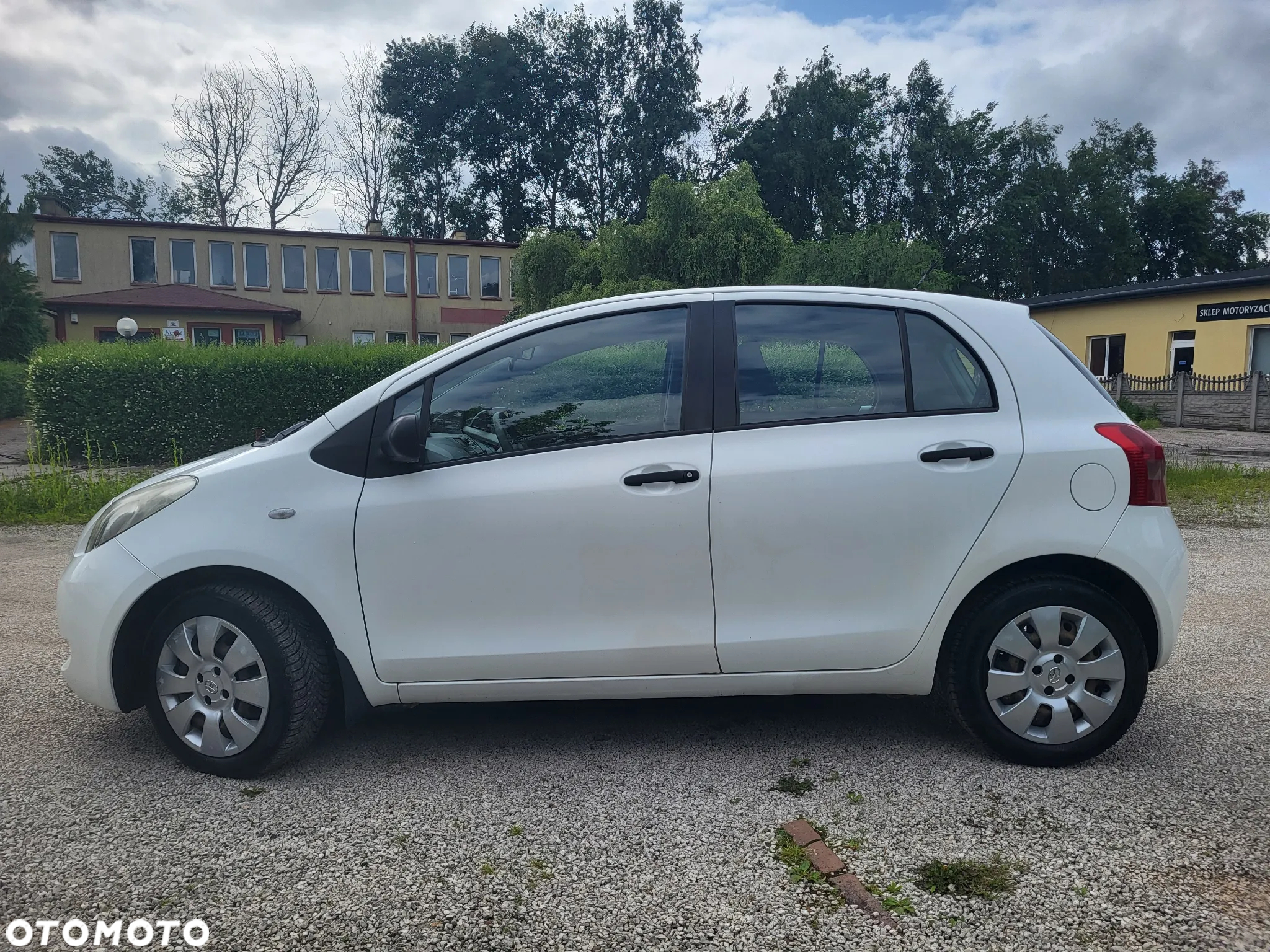 Toyota Yaris - 2