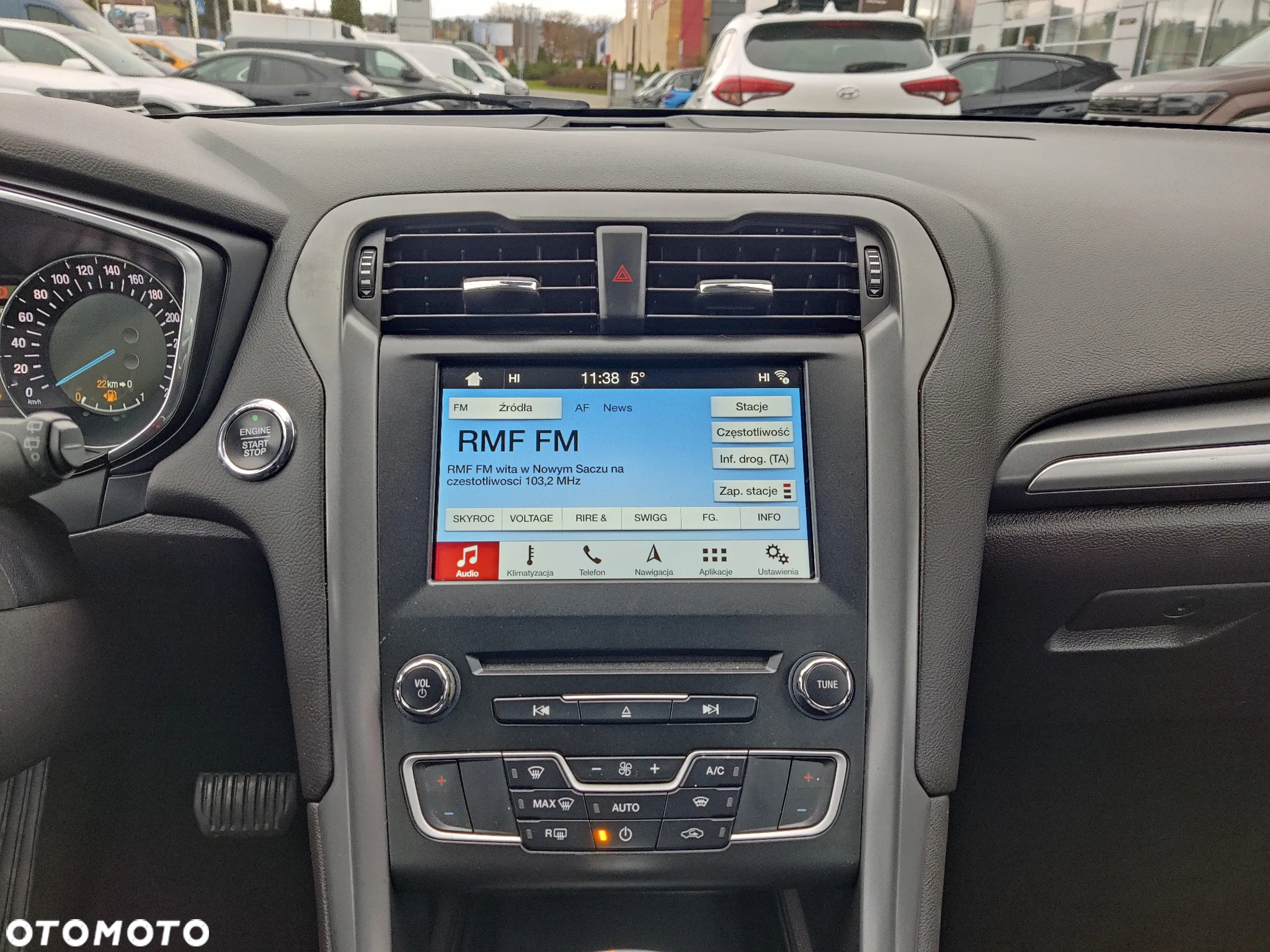 Ford Mondeo 2.0 TDCi Titanium PowerShift - 12