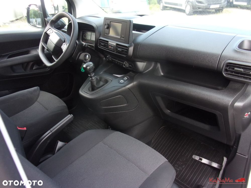 Toyota Proace City - 15