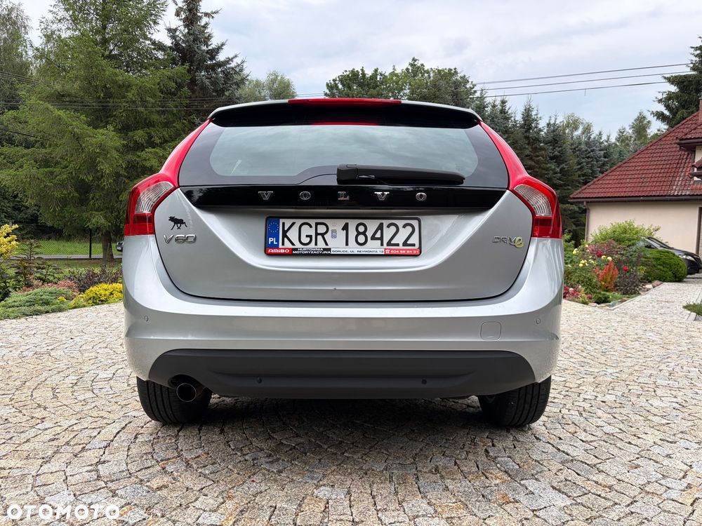 Volvo V60 D2 Kinetic - 12