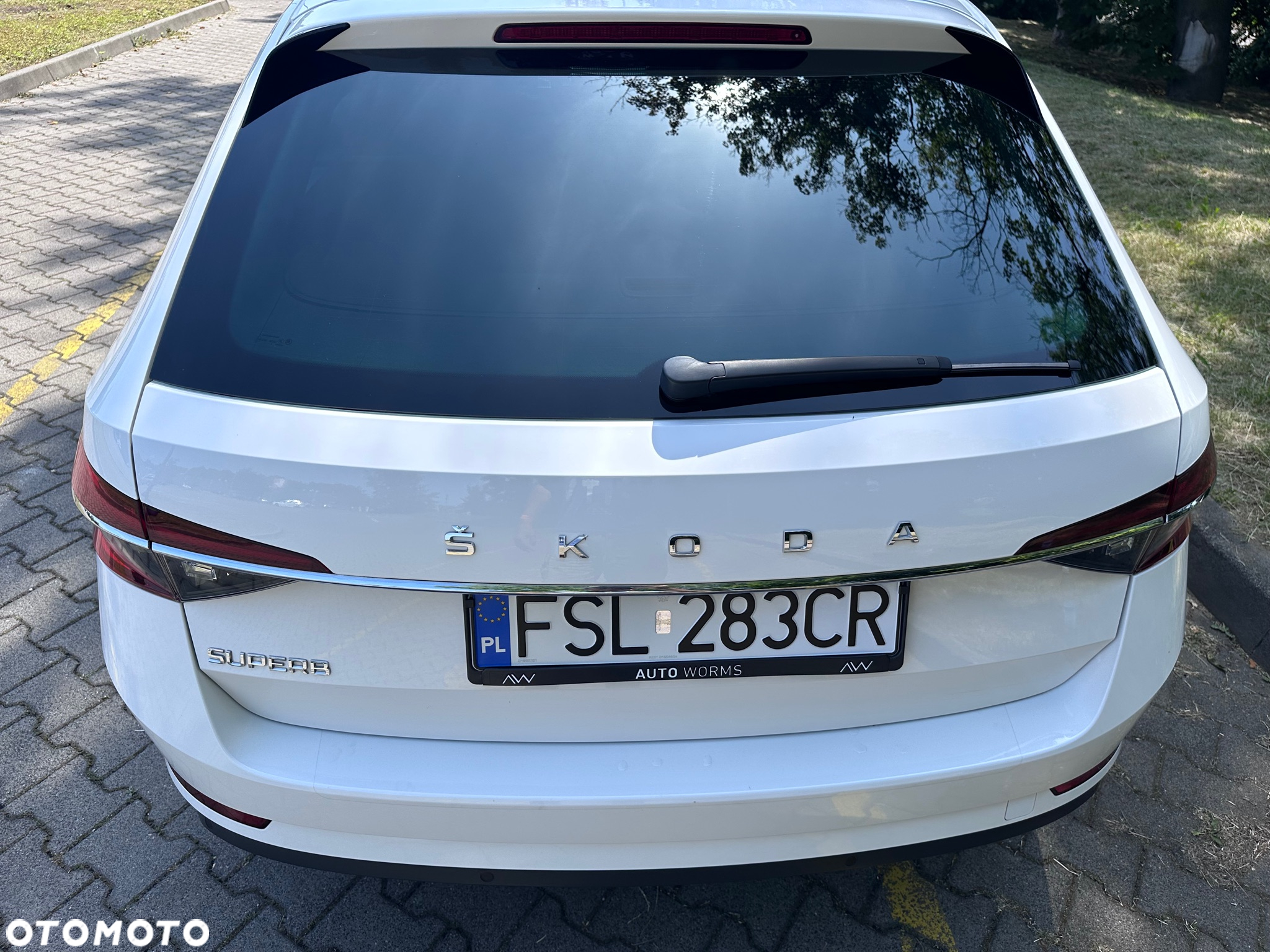 Skoda Superb 2.0 TDI L&K DSG - 6
