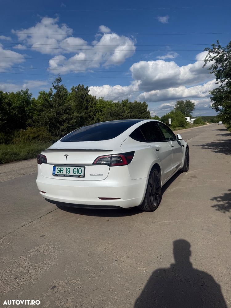 Tesla Model 3 Performance - 3